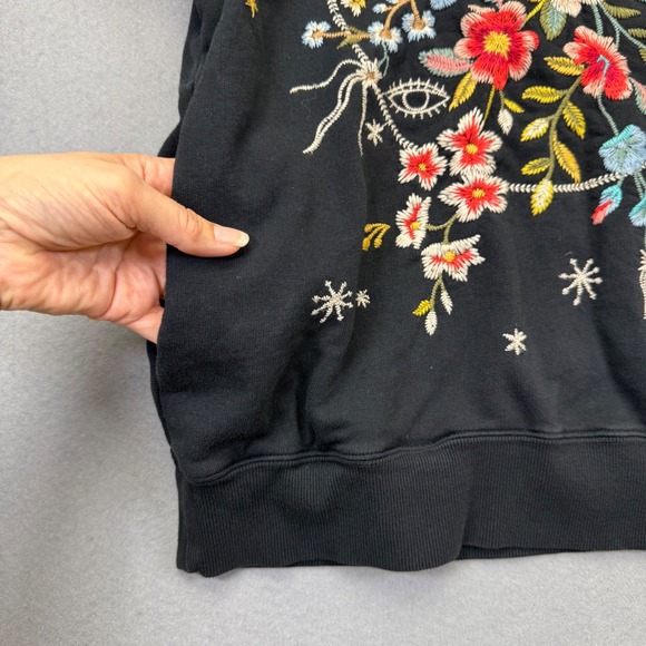Johnny Was J19522-2 Black Embroidered Celestial Floral Sweatshirt Womens Small - Picture 7 of 9